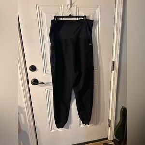 FIGS Maternity Zamora Joggers in Black XL
